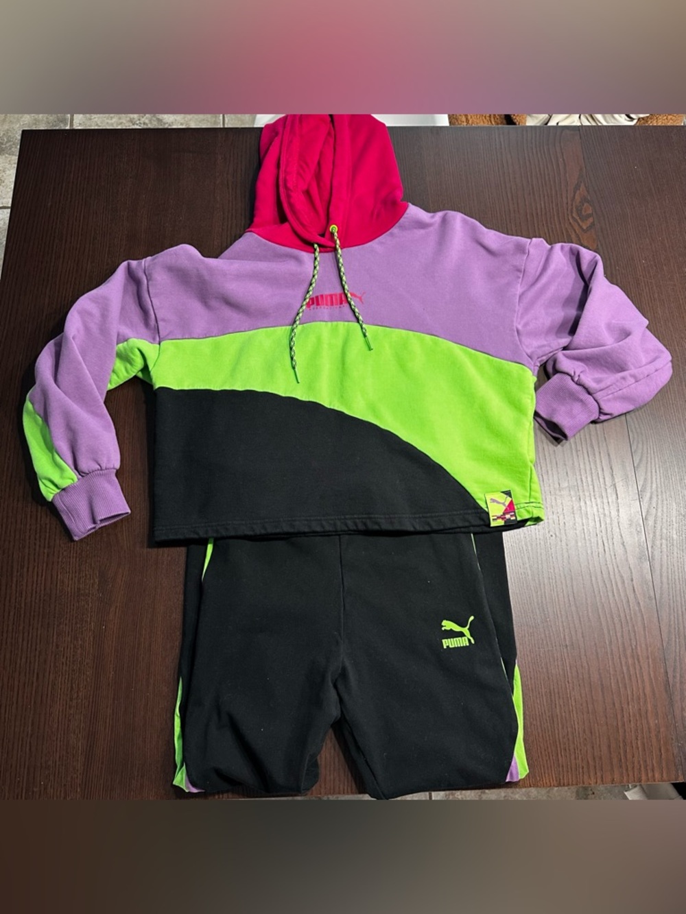PUMA Women’s Small Hoodie & Leggings Set Hot Pink, Purple, Lime & Black